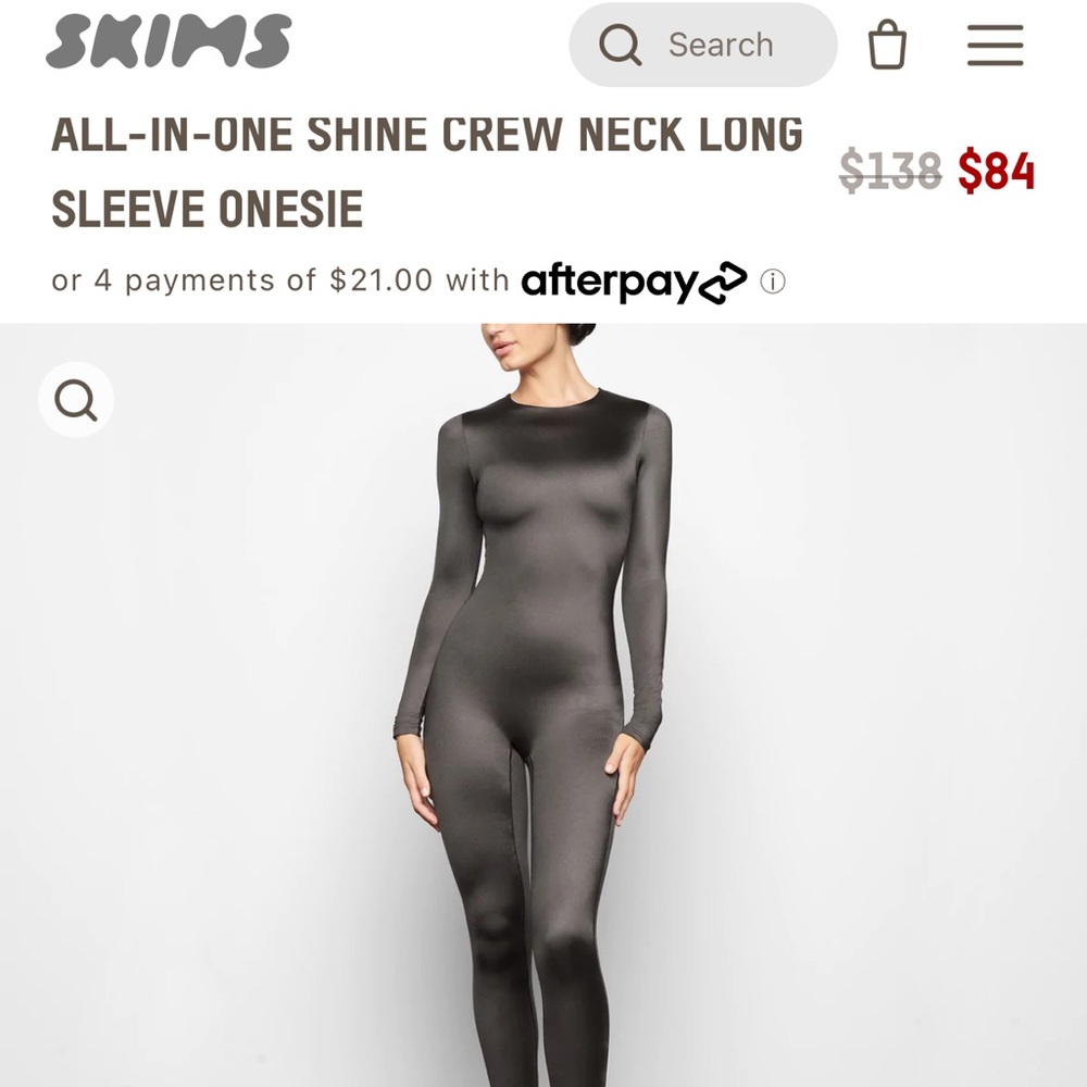 SKIMS “shine crew neck long sleeve onesie” BRAND NEW (wrinkles disappear once on